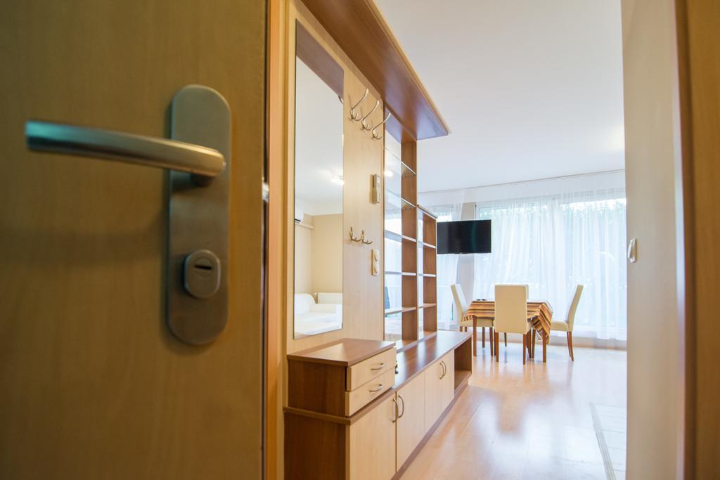 Center Haz Apartman ブダペスト エクステリア 写真