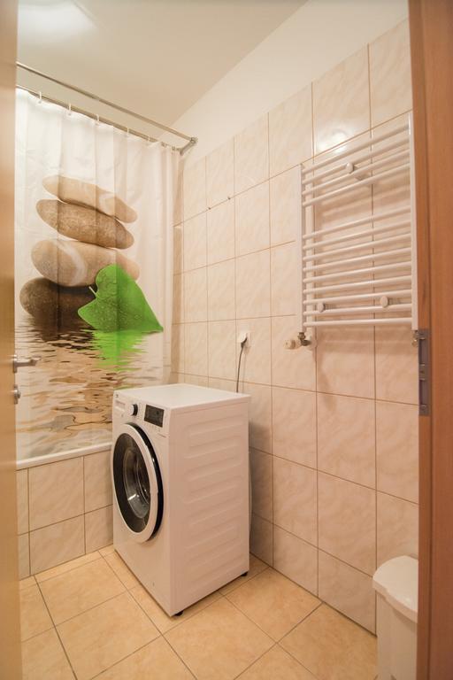 Center Haz Apartman ブダペスト エクステリア 写真